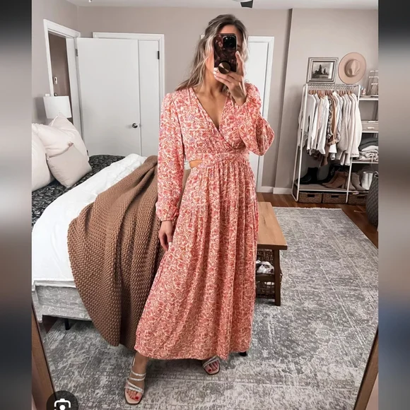 Old Navy | Dresses | Old Navy Waistdefined Crepe Sidecutout Maxi Dress |  Poshmark